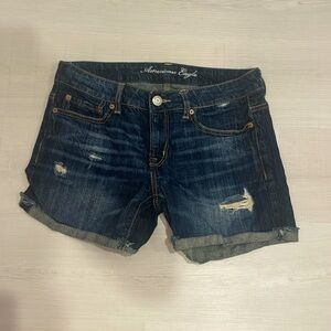 American Eagle women’s jean shorts
